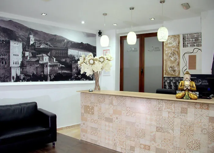 מלון Cedran 2*